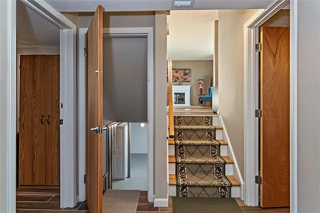 $285,000 | 142 Bouckhart Avenue, Irondequoit, NY 14622