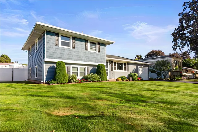 $285,000 | 142 Bouckhart Avenue, Irondequoit, NY 14622