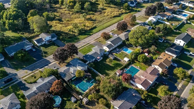 $285,000 | 142 Bouckhart Avenue, Irondequoit, NY 14622