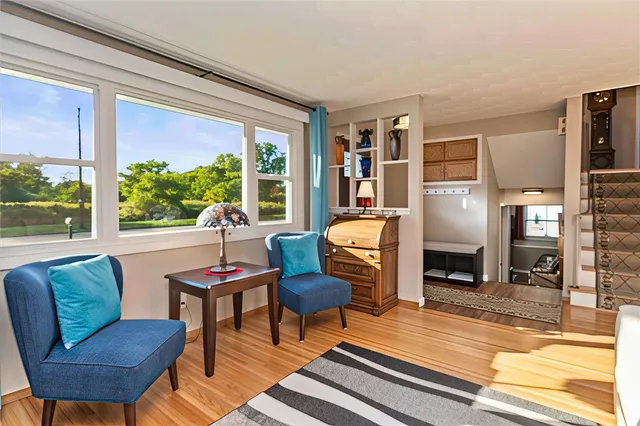 $285,000 | 142 Bouckhart Avenue, Irondequoit, NY 14622