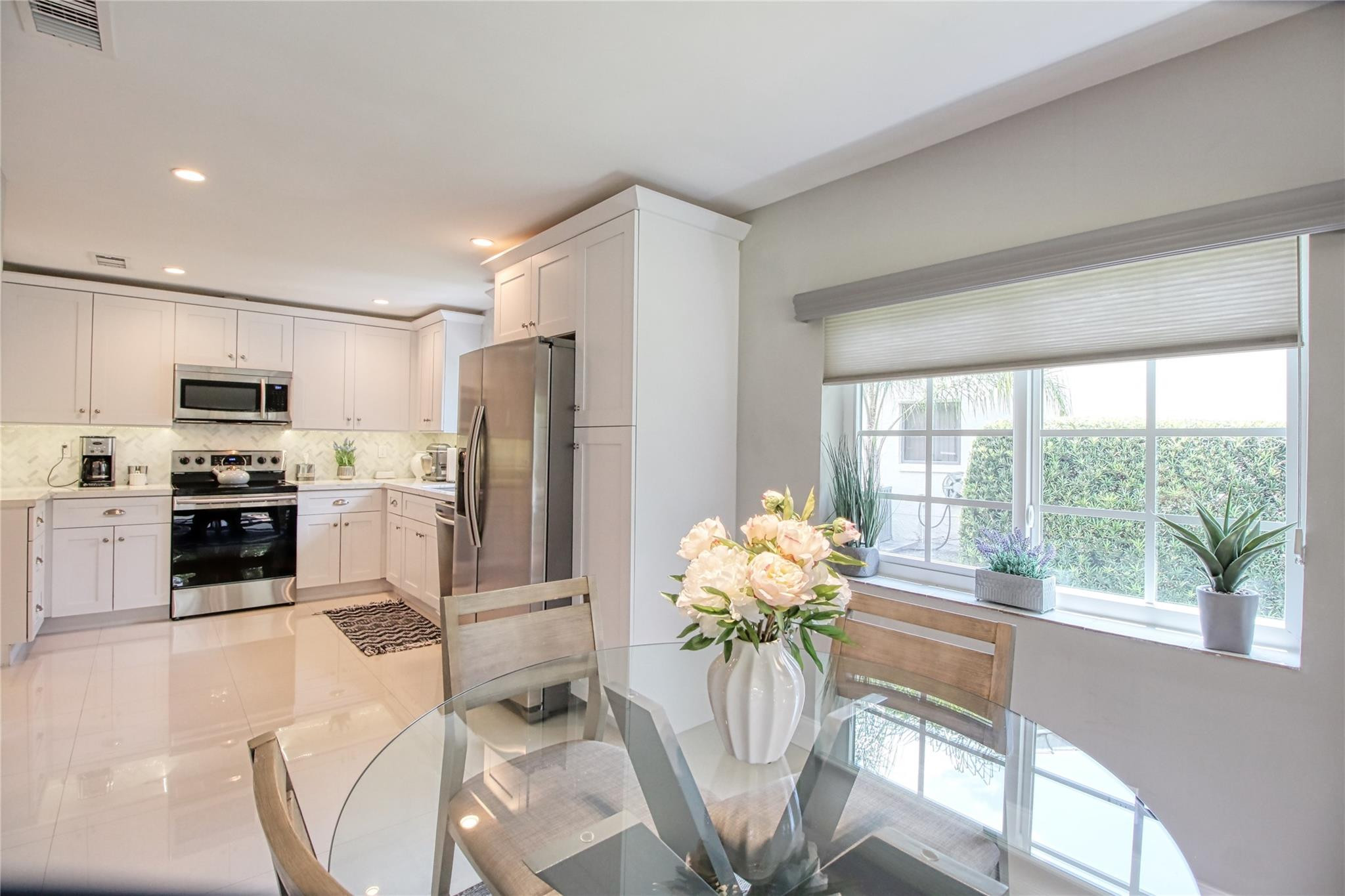 7944 Cloverfield Circle Boca Raton, FL 33433 - Photo 12 of 31 Photo 12