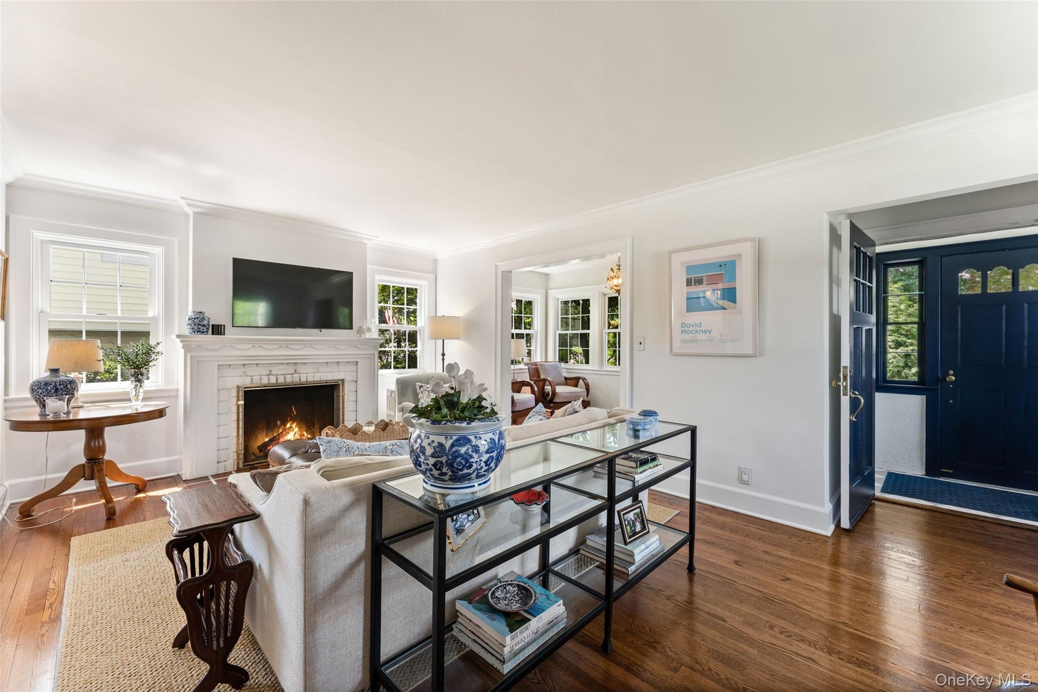 25 Pinebrook Road New Rochelle, NY 10801 - Photo 3 of 25