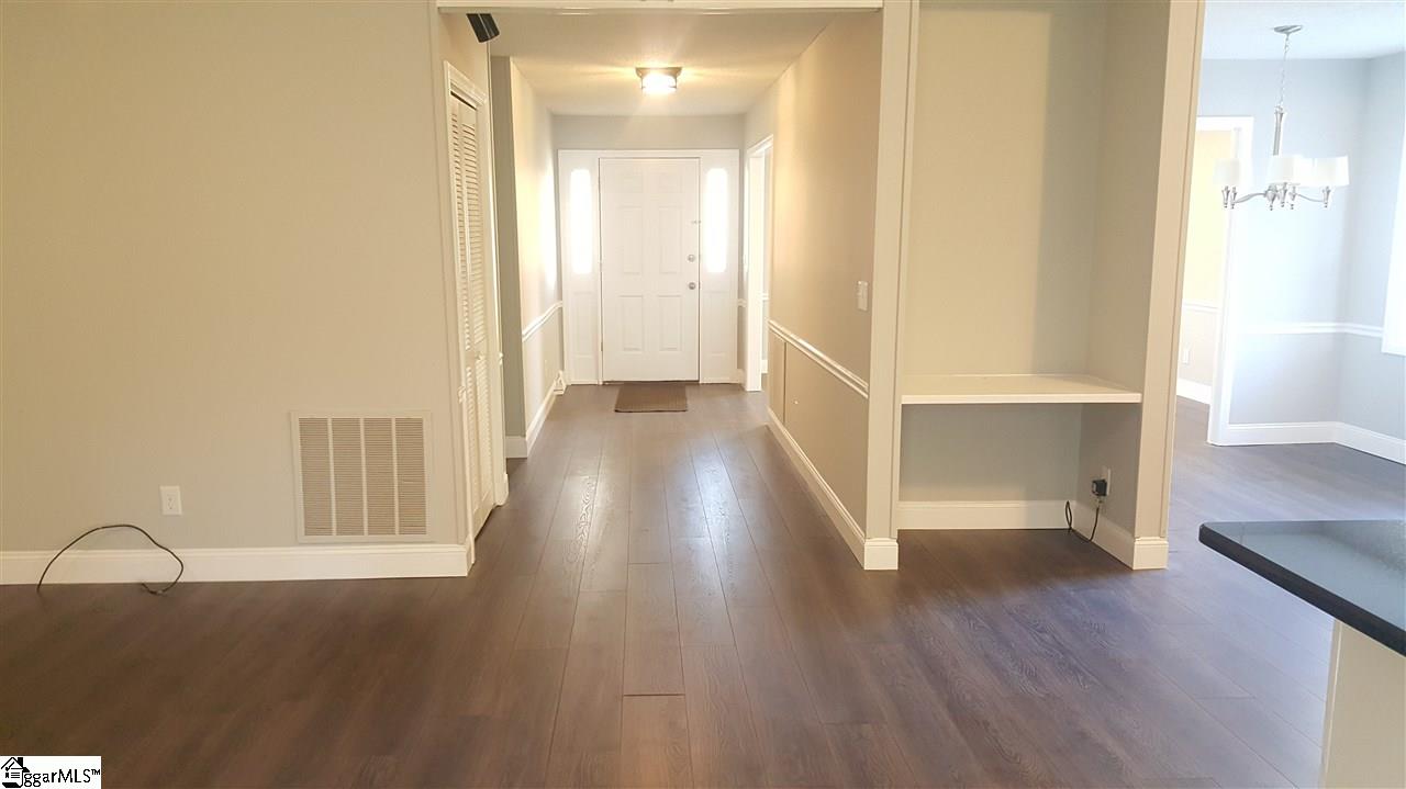 116 Bunker Hill Road Greer, SC 29650 - Photo 12 of 14 Gallery Image 12