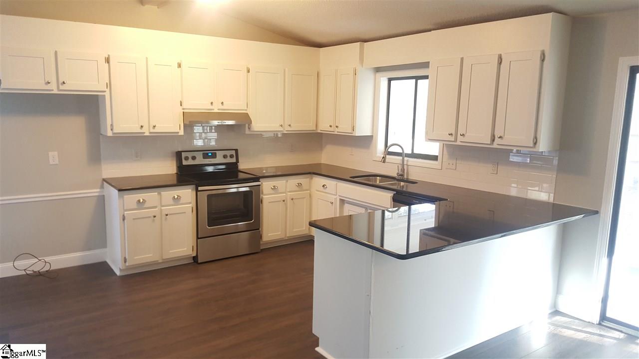 116 Bunker Hill Road Greer, SC 29650 - Photo 5 of 14 Gallery Image 5