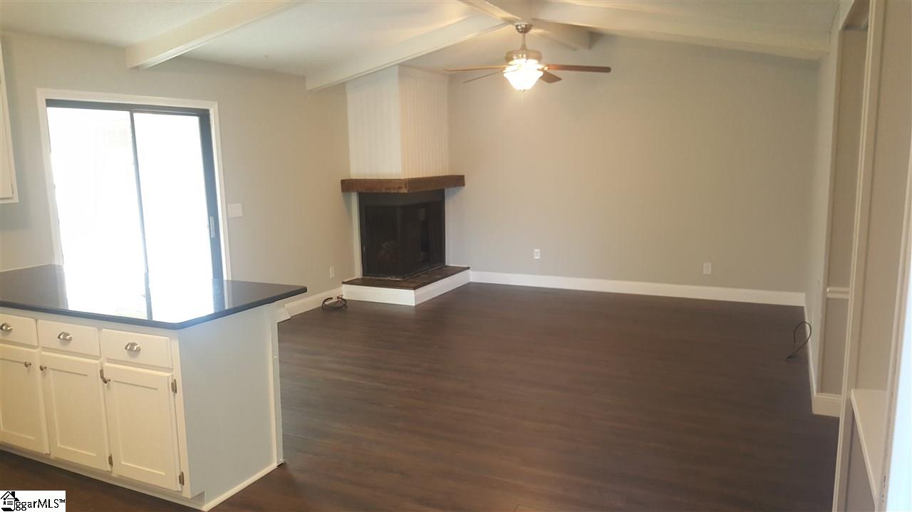 116 Bunker Hill Road Greer, SC 29650 - Photo 6 of 14 Gallery Image 6