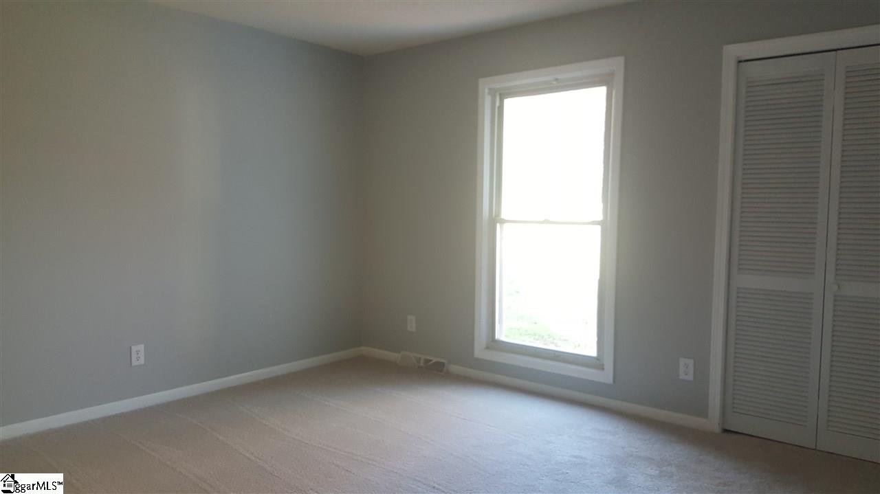 116 Bunker Hill Road Greer, SC 29650 - Photo 9 of 14 Gallery Image 9