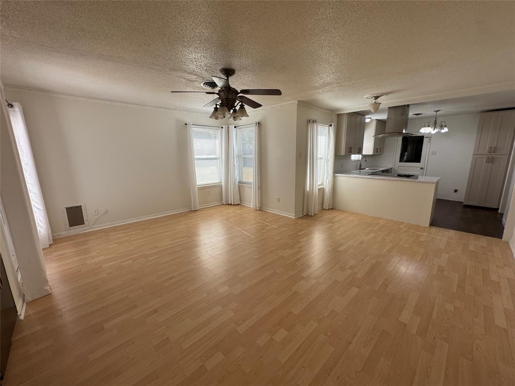 1808 Annette Drive Irving, TX 75061 - Photo 10 of 29