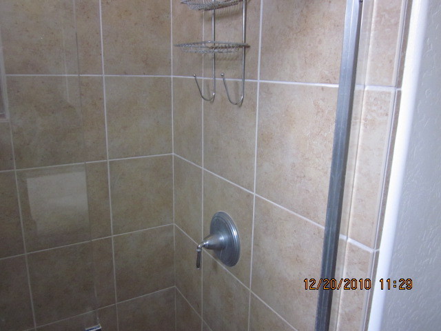 9551 East Redfield Road, Unit 1064 Scottsdale, AZ 85260 - Photo 6 of 7 MASTER SHOWER