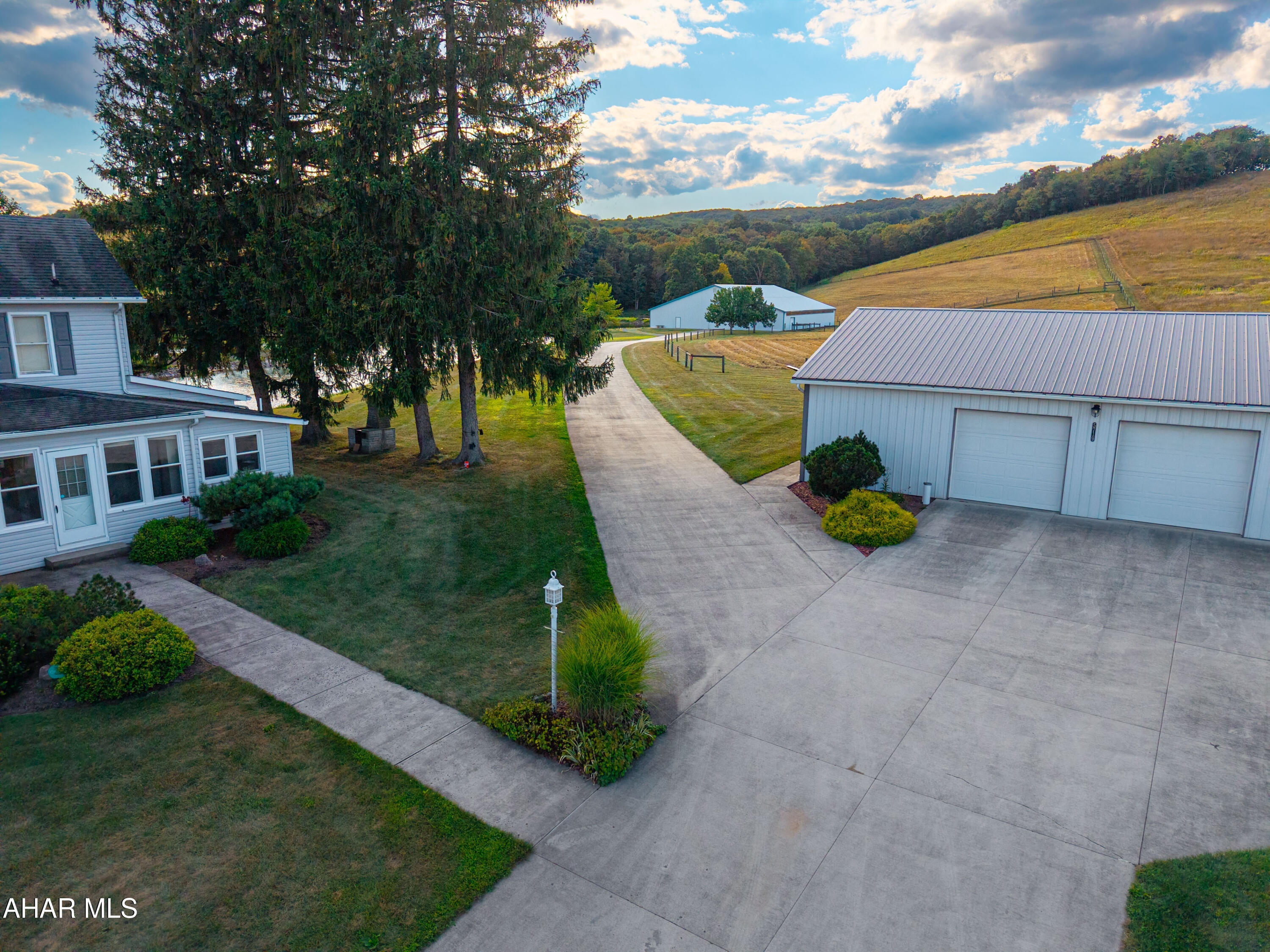5719 Cortland Road Alum Bank, PA 15521 - Photo 6 of 82
