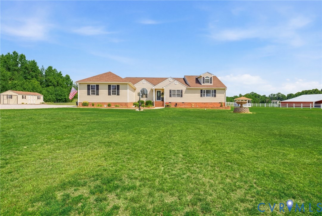 15300 Lebanon Road Spring Grove, VA 23881 - Photo 2 of 41 Front view showing outside shed and dog pens that