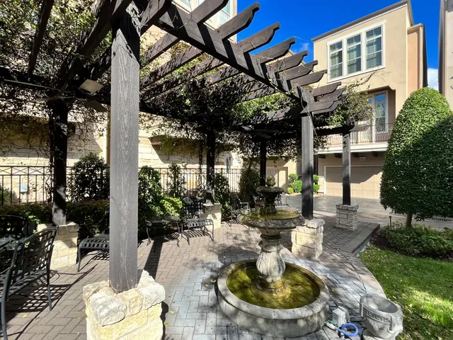 $3,500 | 5207 Gibson Street, Unit A, Houston, TX 77007