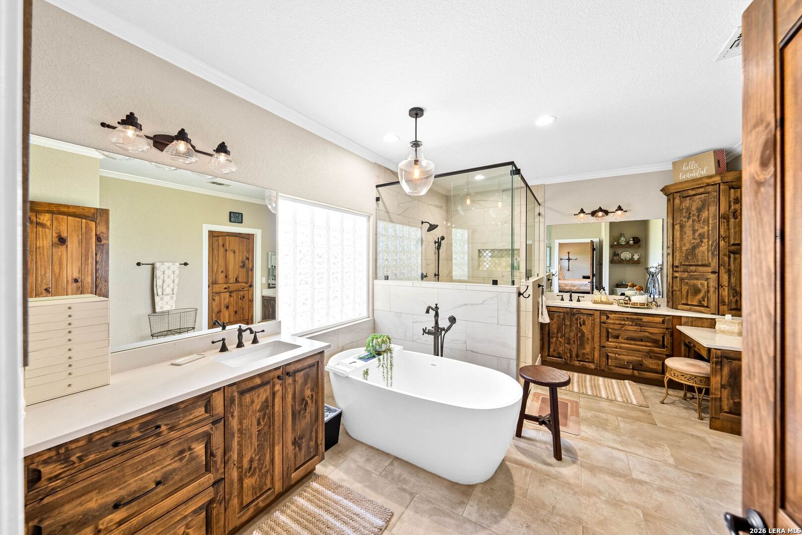 194 Mull Road Kerrville, TX 78028 - Photo 16 of 49