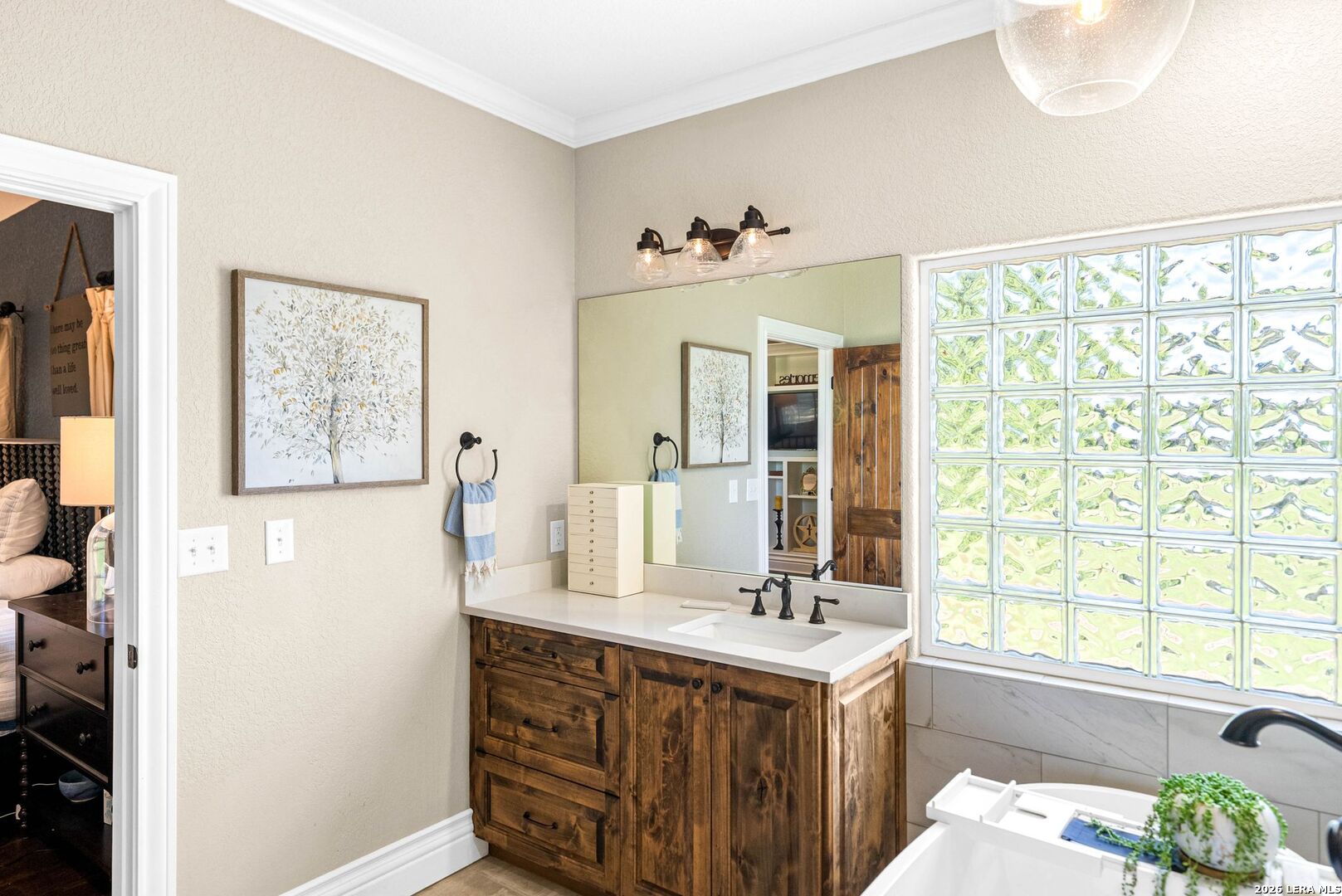 194 Mull Road Kerrville, TX 78028 - Photo 18 of 49