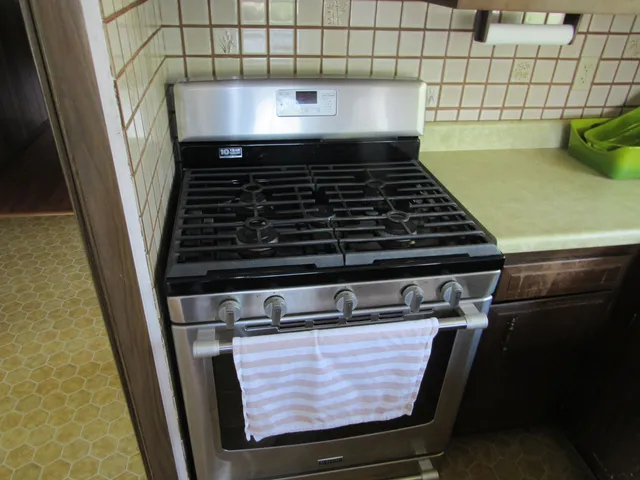 $194,900 | N1483 Shore Drive, Marinette, WI 54143