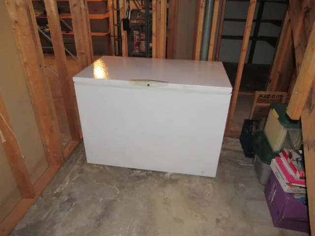 $194,900 | N1483 Shore Drive, Marinette, WI 54143