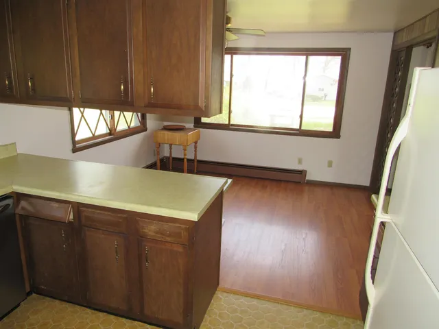 $194,900 | N1483 Shore Drive, Marinette, WI 54143