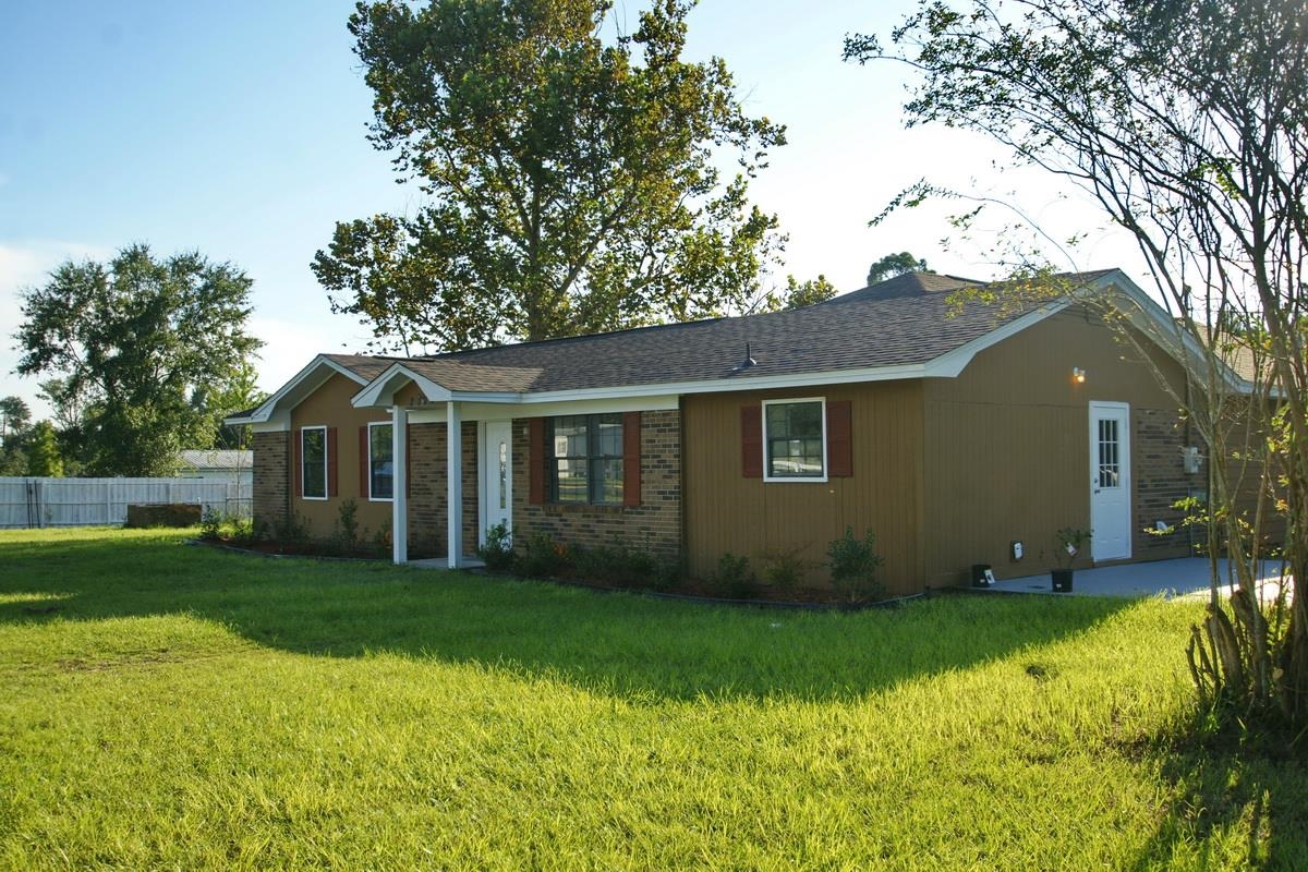 2379 Mayo Road Grand Ridge, FL 32442 - Photo 33 of 35 Gallery Image 33