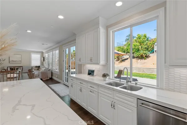 $1,790,000 | 209 Oldenburg Lane, Norco, CA 92860