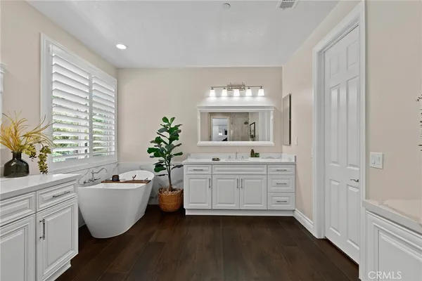 $1,790,000 | 209 Oldenburg Lane, Norco, CA 92860
