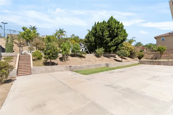 $1,790,000 | 209 Oldenburg Lane, Norco, CA 92860