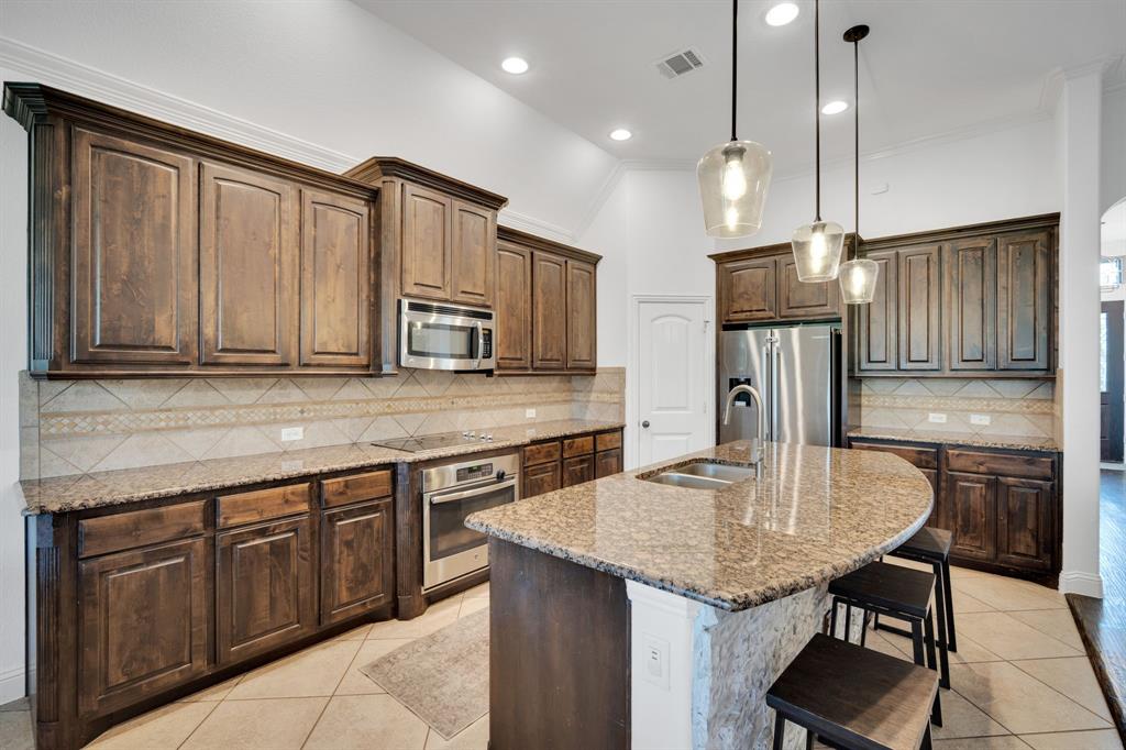 3205 Meadow Ridge Drive Midlothian, TX 76065 - Photo 11 of 37