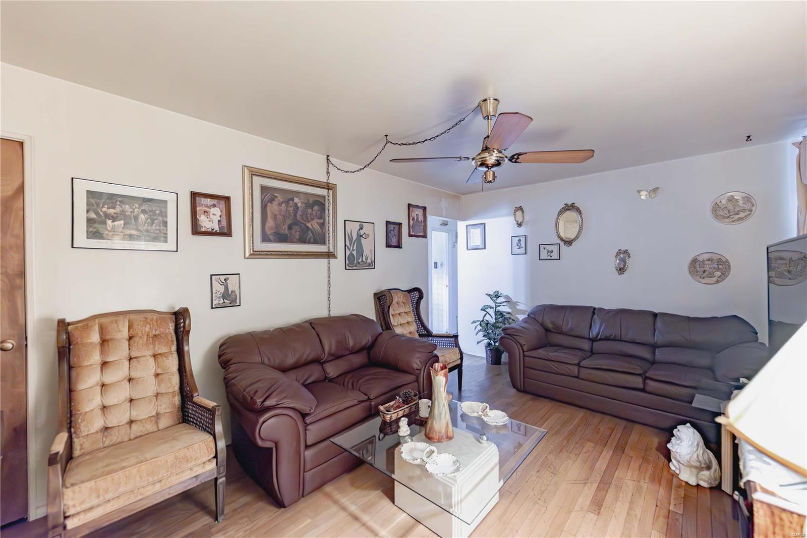 1663 Maldon Lane St. Louis, MO 63136 - Photo 3 of 13
