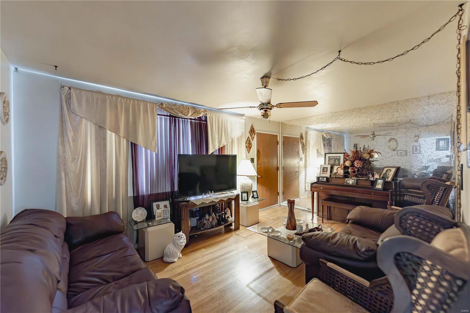 1663 Maldon Lane St. Louis, MO 63136 - Photo 4 of 13