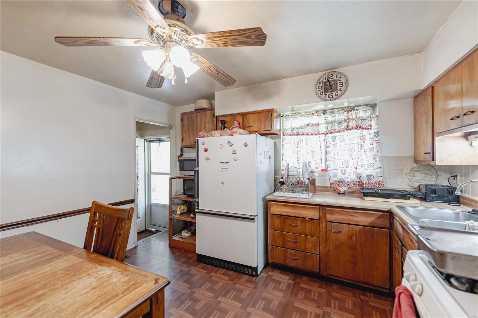 1663 Maldon Lane St. Louis, MO 63136 - Photo 5 of 13