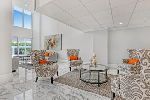 $575,000 | 3450 South Ocean Boulevard, Unit 5010, Palm Beach, FL 33480