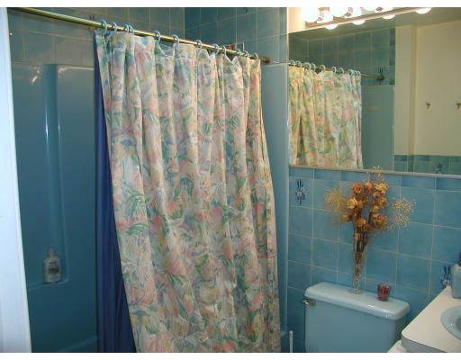 17 Russell Road, Unit 17 Newton, MA 02458 - Photo 12 of 14 Gallery Image 12