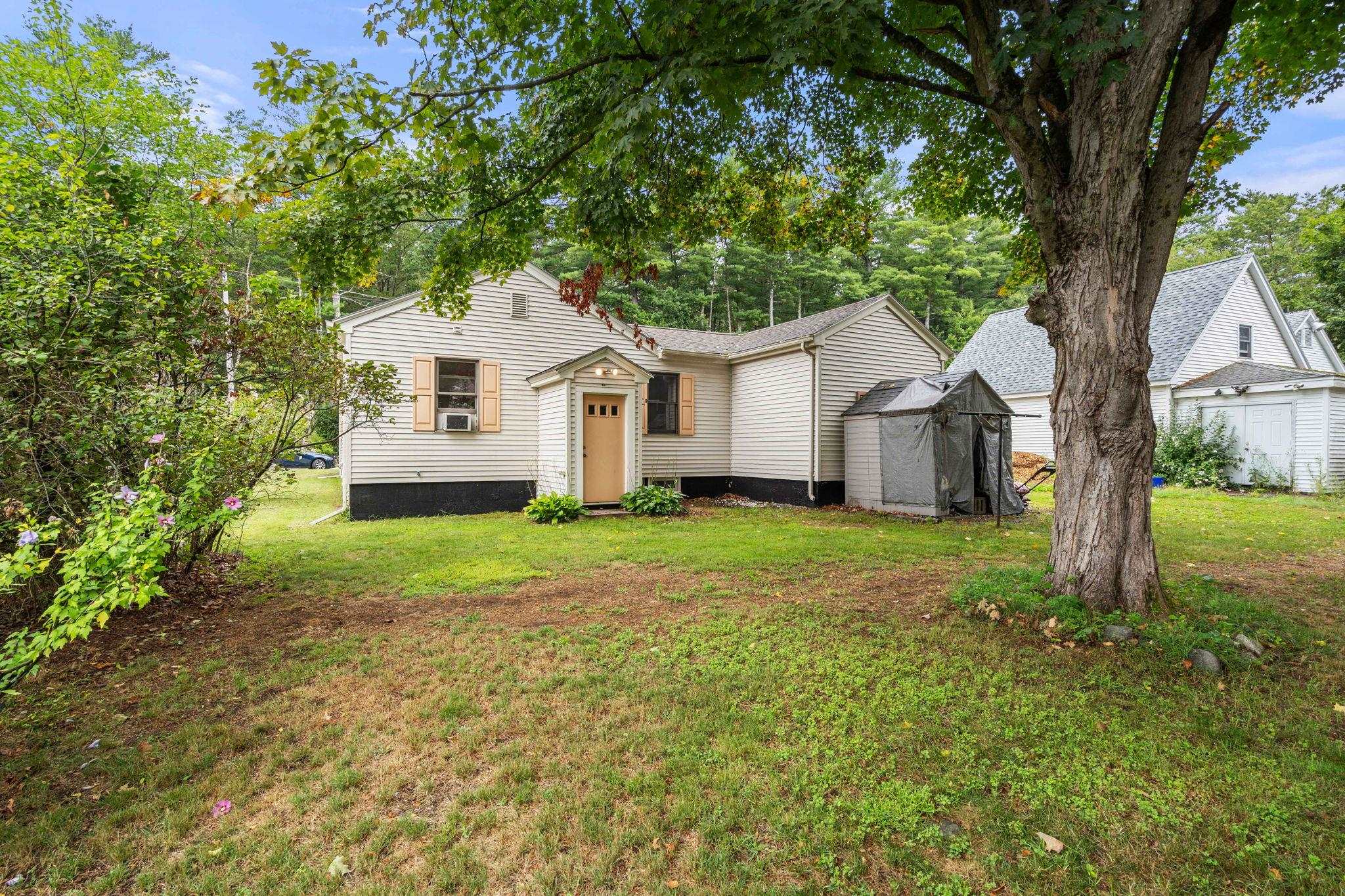 53 Lawrence Road Salem, NH 03079 - Photo 22 of 26