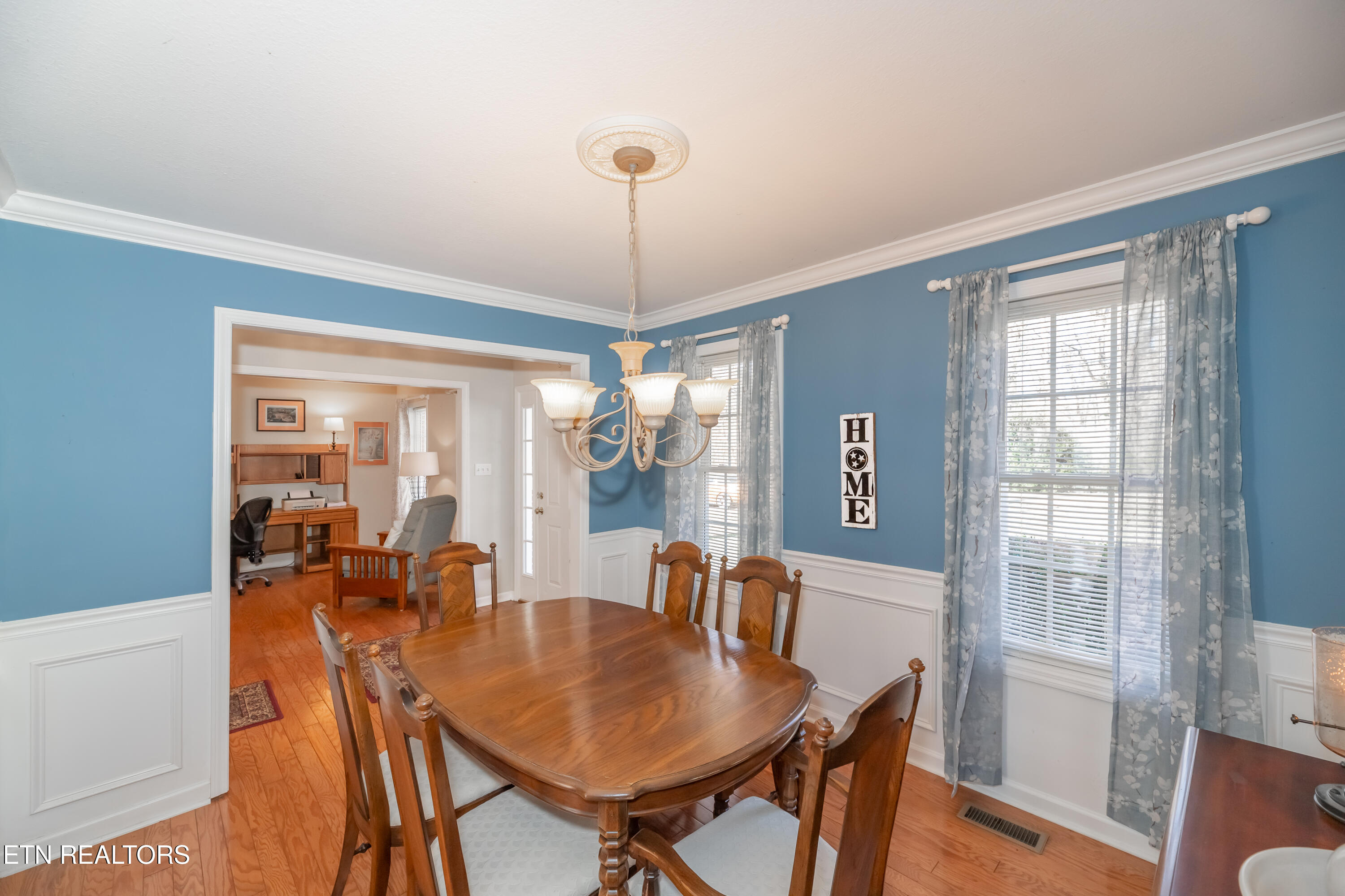 3434 Topside Road Knoxville, TN 37920 - Photo 13 of 55 Wainscoting in DR