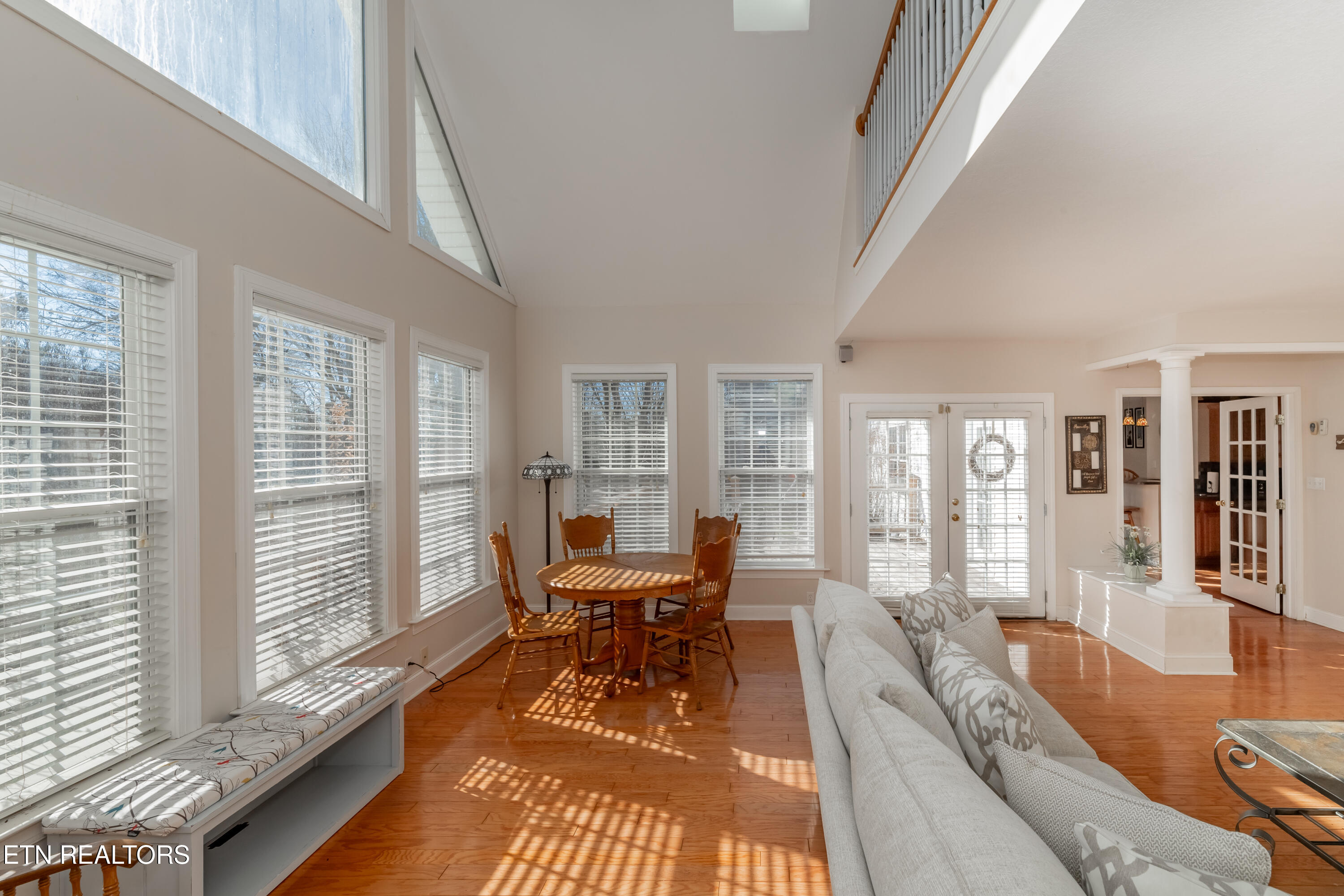 3434 Topside Road Knoxville, TN 37920 - Photo 20 of 55 Great Room: View to Back Deck & Kitchen