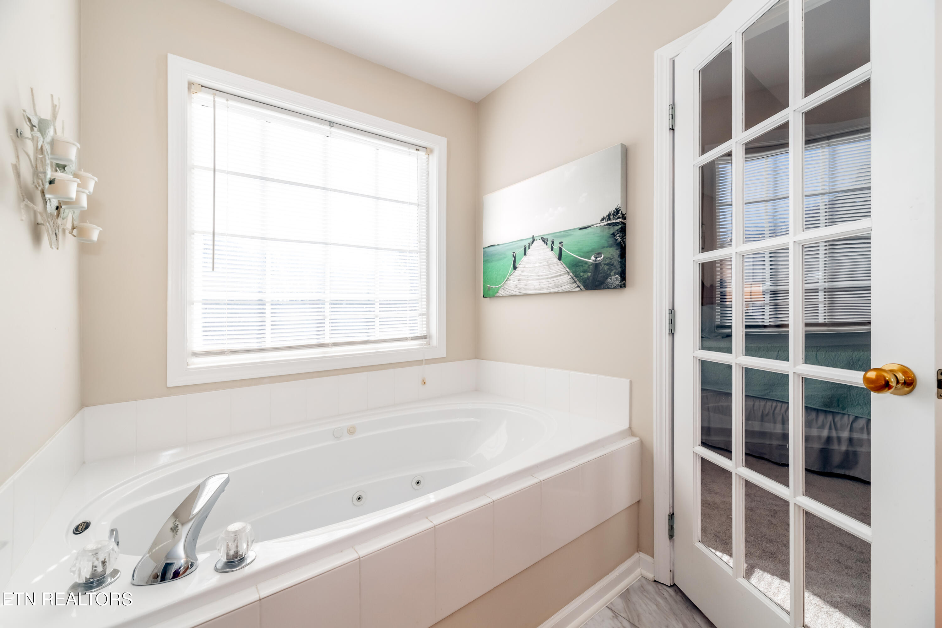 3434 Topside Road Knoxville, TN 37920 - Photo 28 of 55 Primary Bathroom
