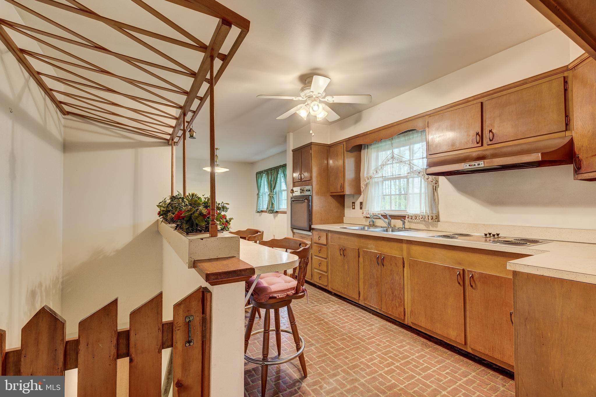 756 Stone Road Westminster, MD 21158 - Photo 13 of 37 Gallery Image 13