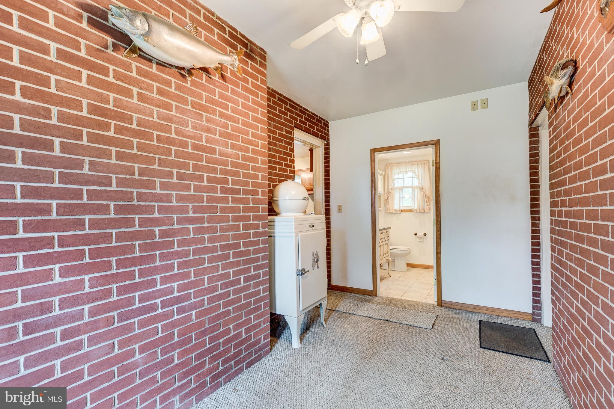 756 Stone Road Westminster, MD 21158 - Photo 16 of 37 Gallery Image 16