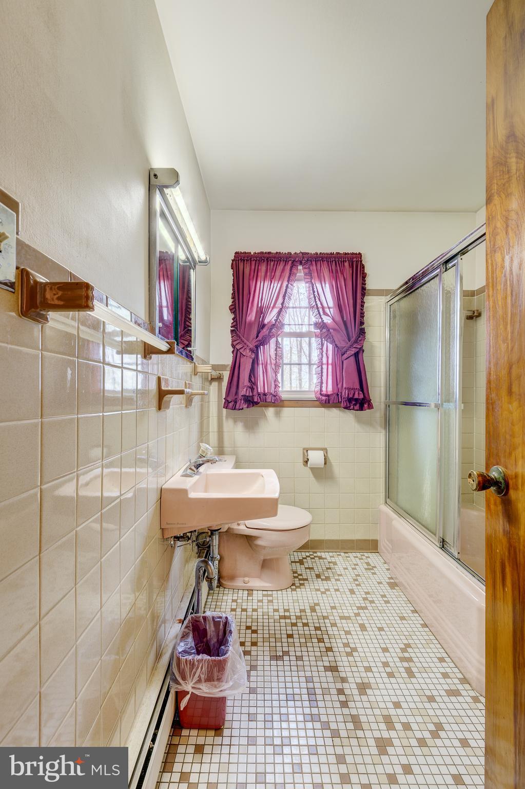 756 Stone Road Westminster, MD 21158 - Photo 24 of 37 Gallery Image 24