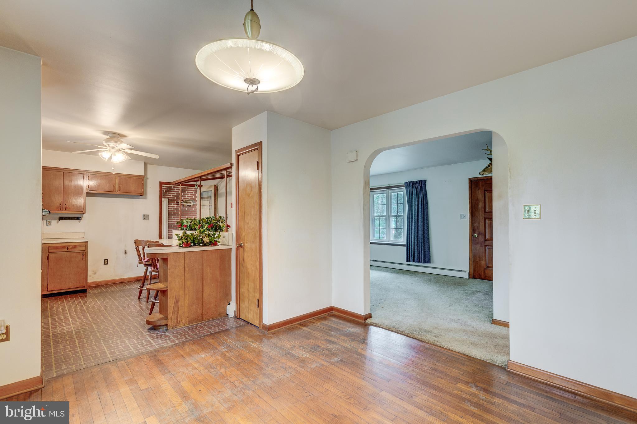 756 Stone Road Westminster, MD 21158 - Photo 9 of 37 Gallery Image 9
