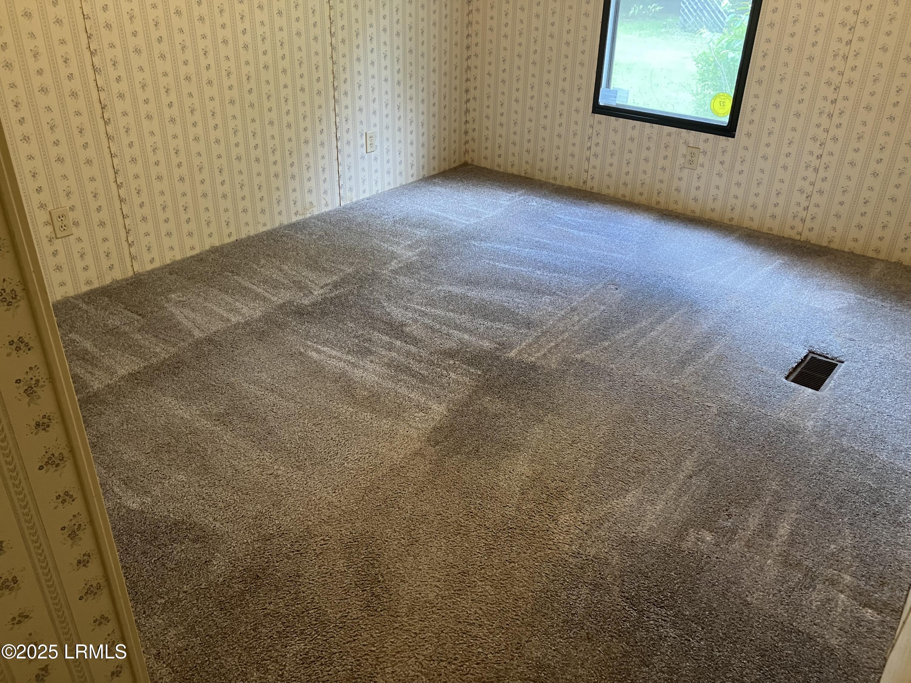 6591 Lowcountry Drive Ridgeland, SC 29936 - Photo 9 of 10 9