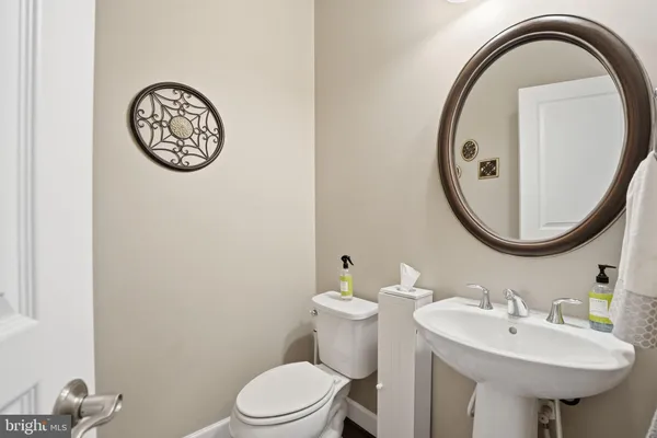 $1,250,000 | 7525 Hunter Woods Drive, Manassas, VA 20111