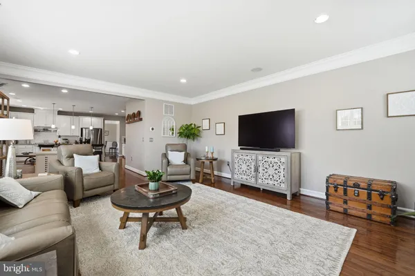 $1,250,000 | 7525 Hunter Woods Drive, Manassas, VA 20111