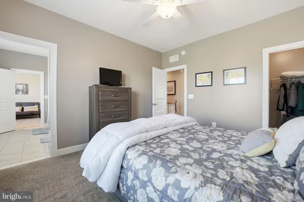 $1,250,000 | 7525 Hunter Woods Drive, Manassas, VA 20111