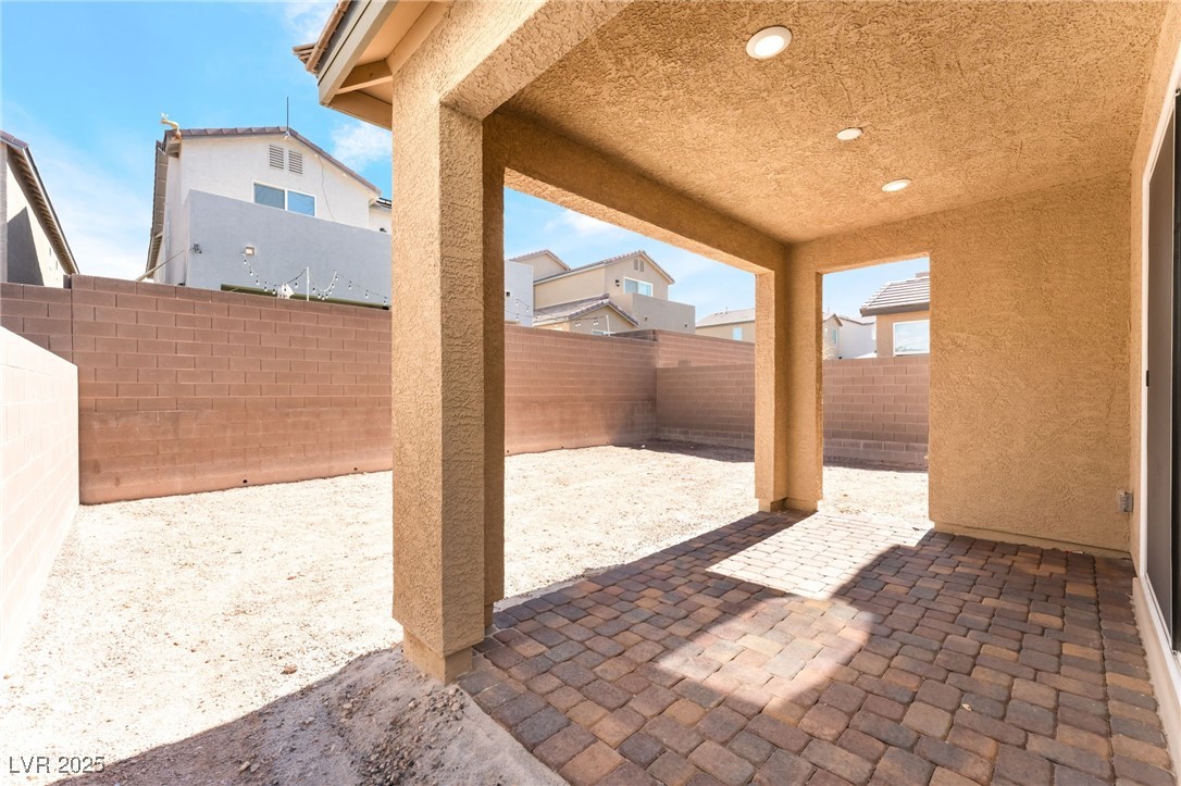 2960 Gaffer Film Street Las Vegas, NV 89156 - Photo 34 of 37