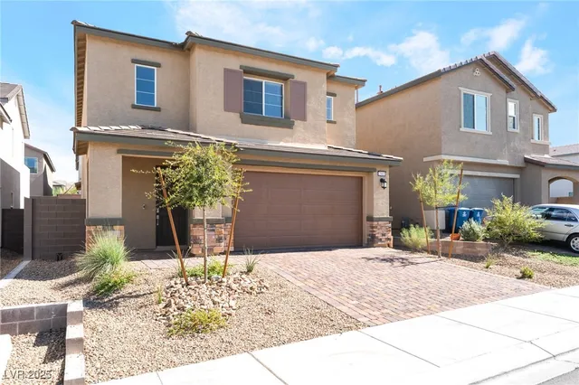 $2,500 | 2960 Gaffer Film Street, Las Vegas, NV 89156