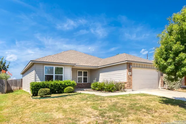 $1,740 | 306 Benelli Drive, New Braunfels, TX 78130