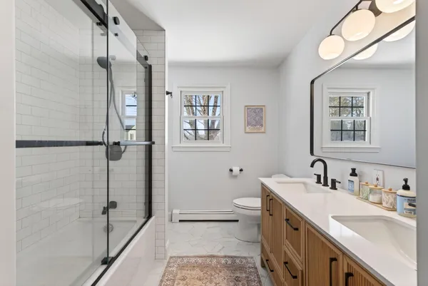 $740,000 | 7 Lawn Avenue, Cumberland, ME 04021