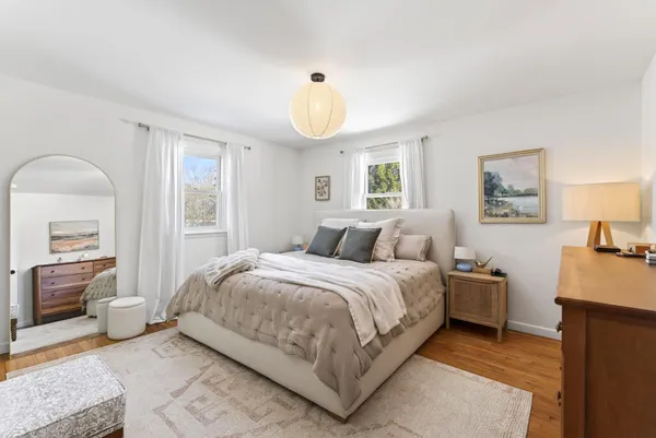 $740,000 | 7 Lawn Avenue, Cumberland, ME 04021