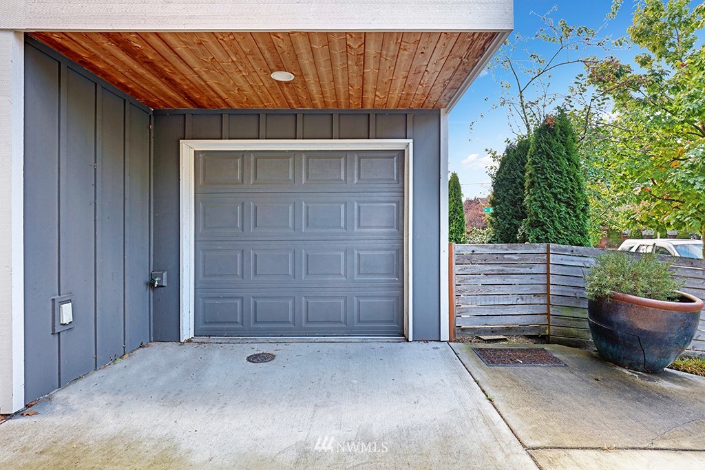 1300 North 88th Street Seattle, WA 98103 - Photo 22 of 25 Gallery Image 22