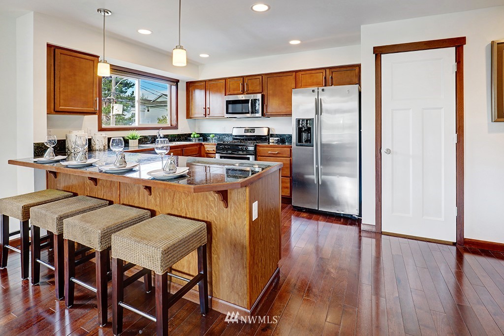 1300 North 88th Street Seattle, WA 98103 - Photo 5 of 25 Gallery Image 5