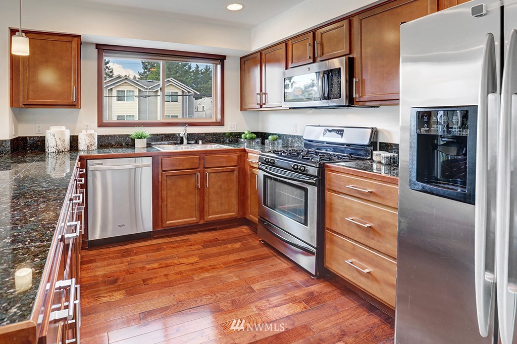 1300 North 88th Street Seattle, WA 98103 - Photo 6 of 25 Gallery Image 6